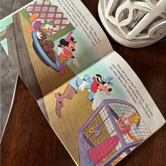 1970 Vintage Disneyland Walt Disney’s Mickey and the Beanstalk Book & Record - Picture 2 of 6